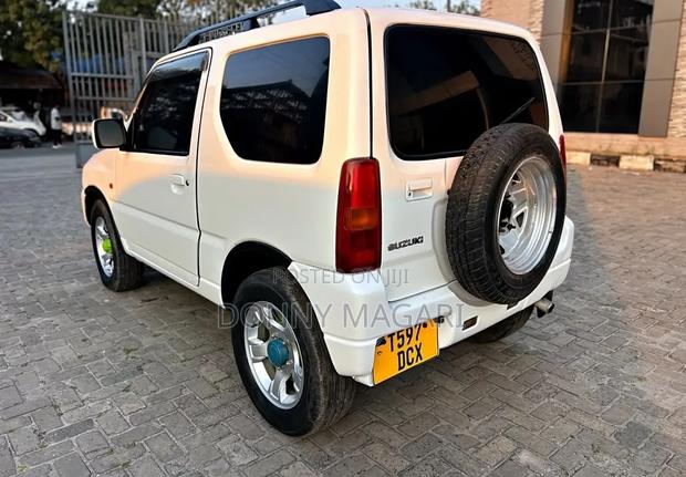 Suzuki Jimny 2005 White