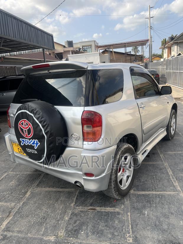 Toyota RAV4 1.8 2004 Silver