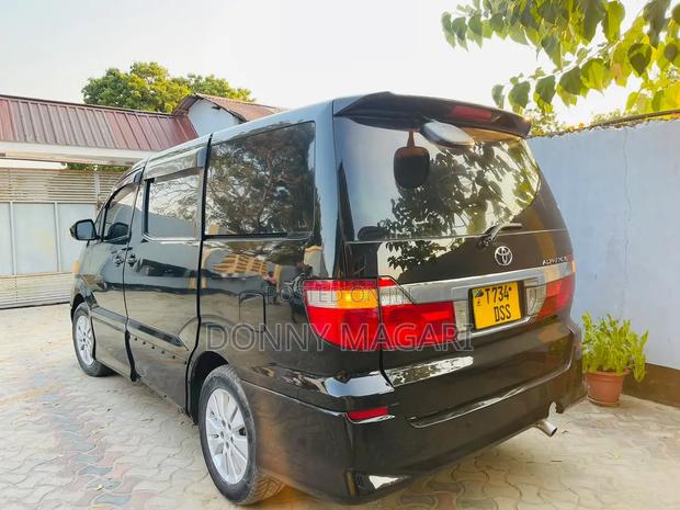 Toyota Alphard 2005 Black