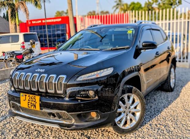 Jeep Cherokee 2015 Black