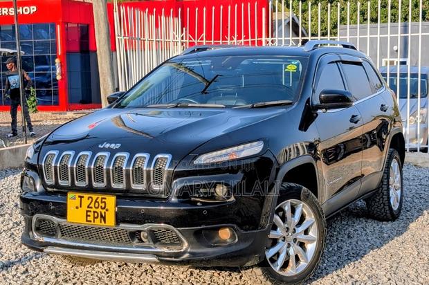 Jeep Cherokee 2015 Black