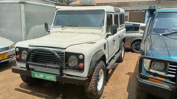 Land Rover Defender 2009 White