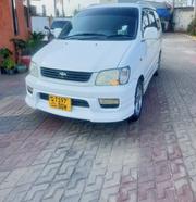 Toyota Noah 2.0 FWD (8 Seater) 2001 White for sale