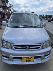Toyota Noah 2.0 AWD (8 Seater) 2001 Silver for sale
