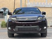 Toyota Harrier 2.0 2016 Maroon for sale