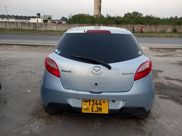 Mazda Demio 2012 Blue