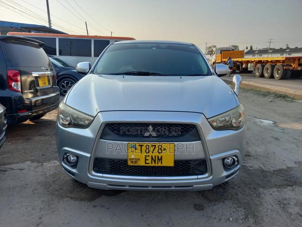 Mitsubishi RVR 2010 Silver