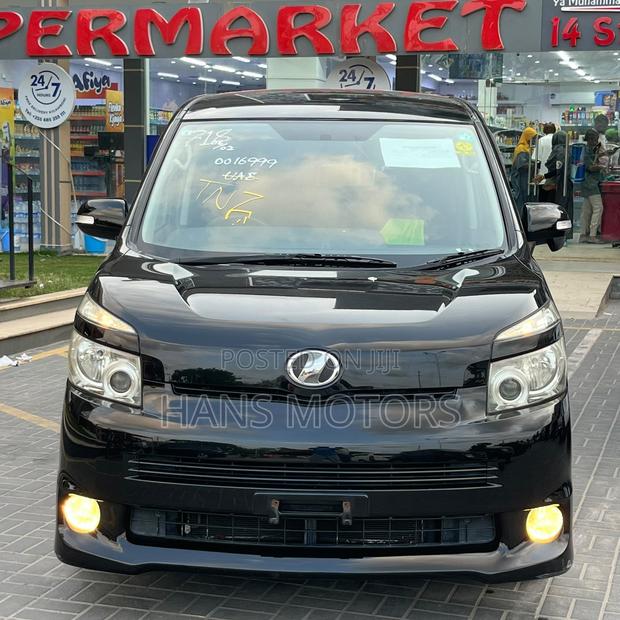 Toyota Noah 2008 Black