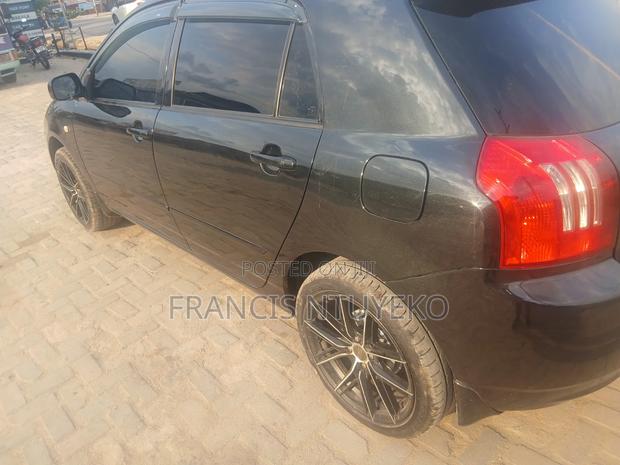 Toyota Corolla RunX 2003 Black