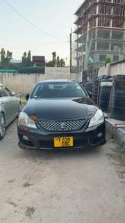 Toyota Crown 2010 Black for sale