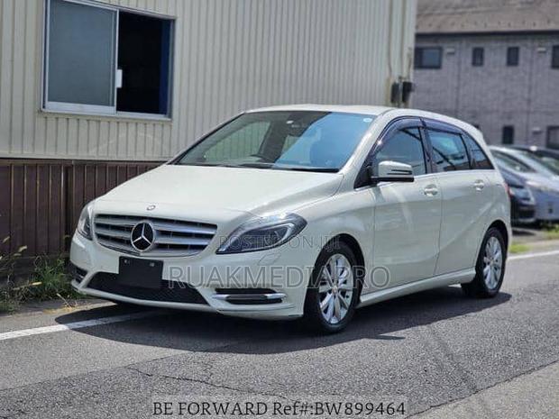 Mercedes-Benz B-Class B180 Petrol 2013 White