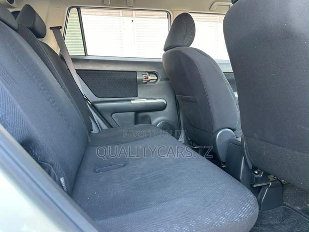 Toyota Corolla Rumion 2008 White