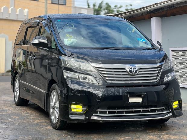 Toyota Vellfire V 2.4 FWD 7-Seater 2009 Black