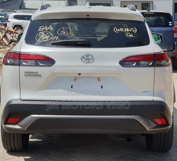 Toyota Corolla Cross 2023 White