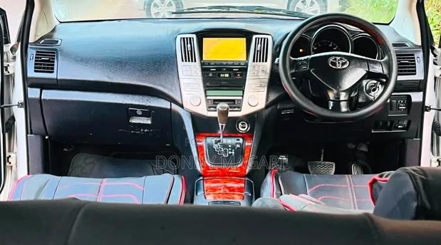 Toyota Harrier 2006 Silver