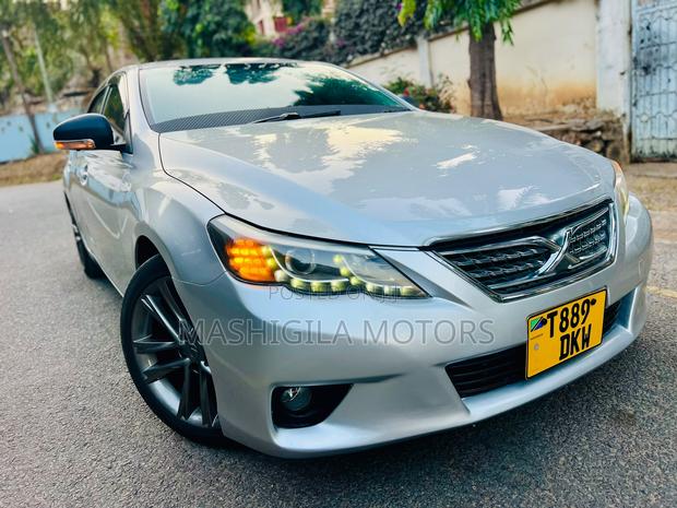 Toyota Mark X 2010 Silver