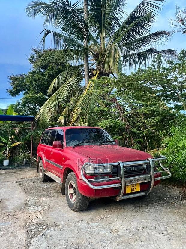 Toyota Land Cruiser 1995 Red