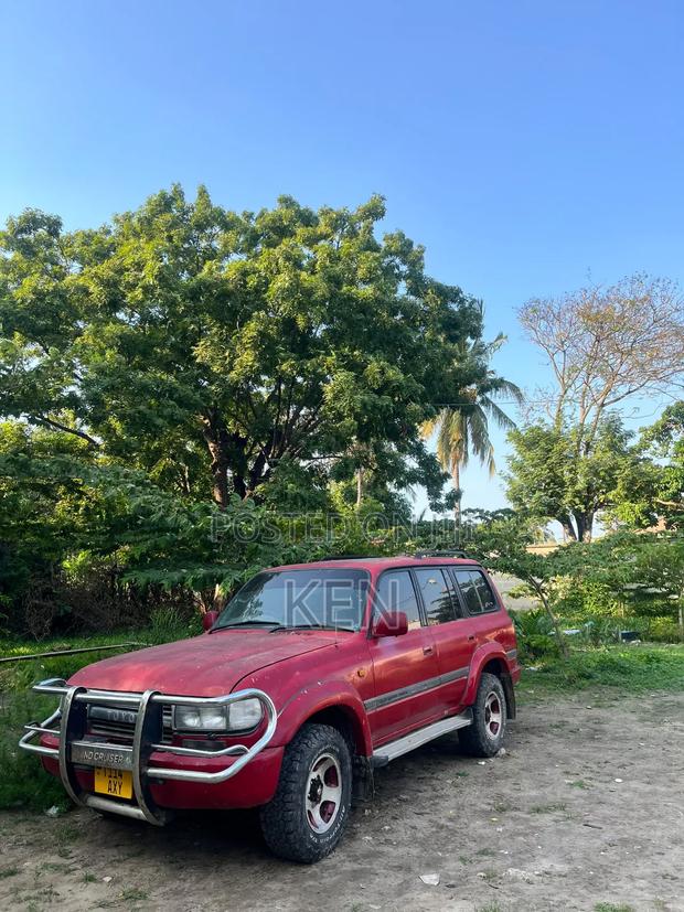Toyota Land Cruiser 1995 Red