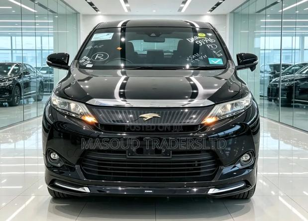 Toyota Harrier 2015