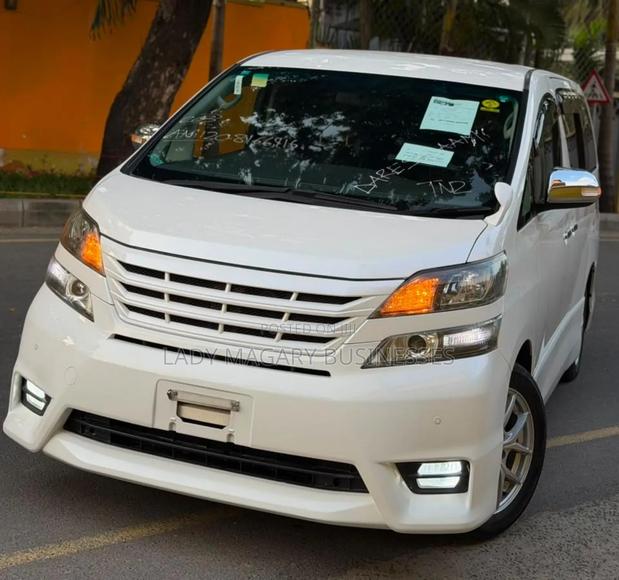 Toyota Vellfire V 2.4 4WD 7-Seater 2011 White