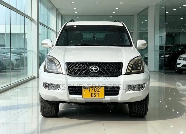Toyota Land Cruiser Prado 2008 White