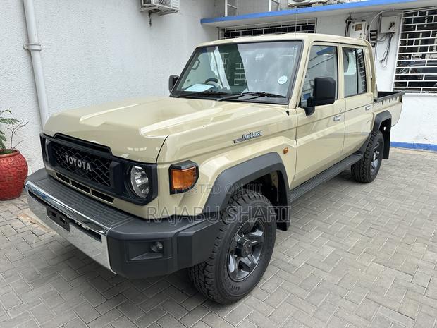 Toyota Land Cruiser 79 Series 2024 Beige