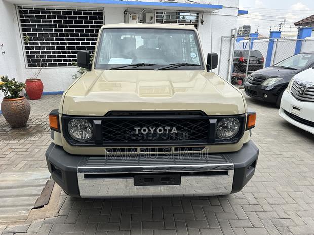 Toyota Land Cruiser 79 Series 2024 Beige