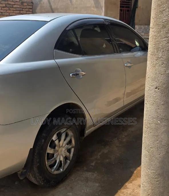 Toyota Allion 2003 Silver