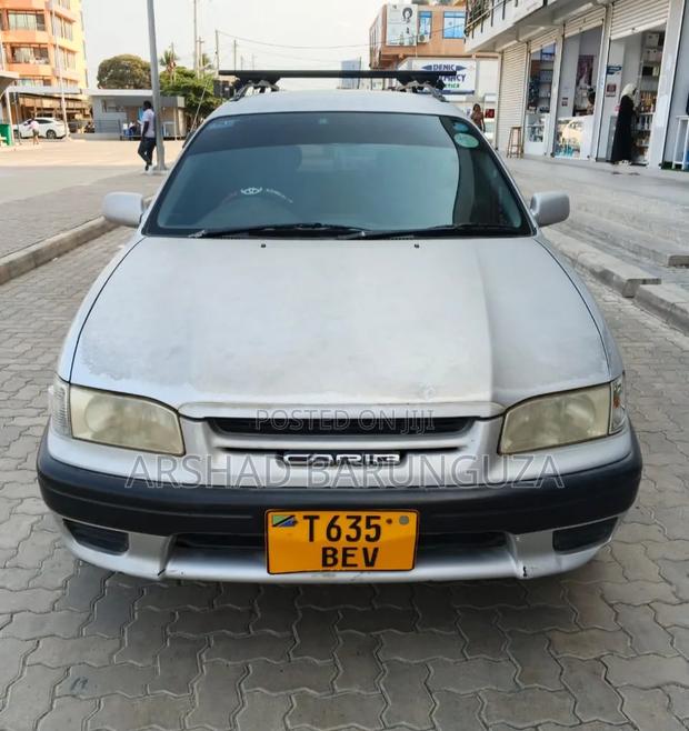 Toyota Carib 2000 Silver