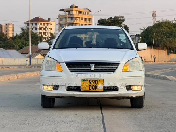 Toyota Premio 2002 White