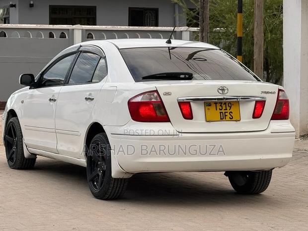 Toyota Premio 2003 White