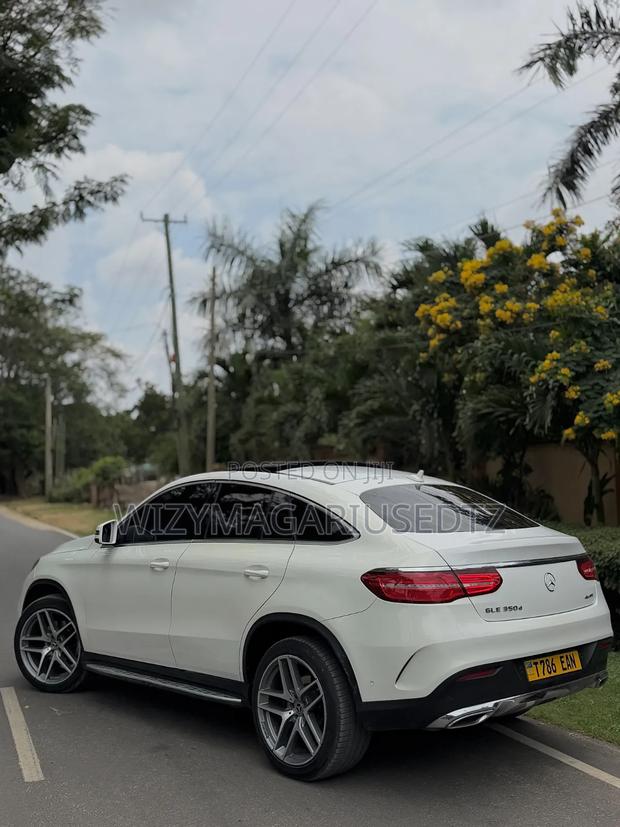 Mercedes-Benz GLE-Class 2017 Pearl