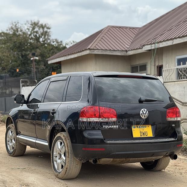 Volkswagen Touareg 2006 Black