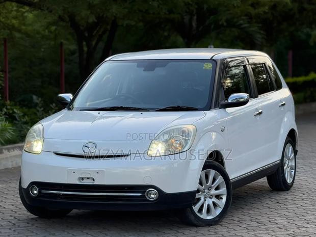 Mazda Verisa 2009 Pearl