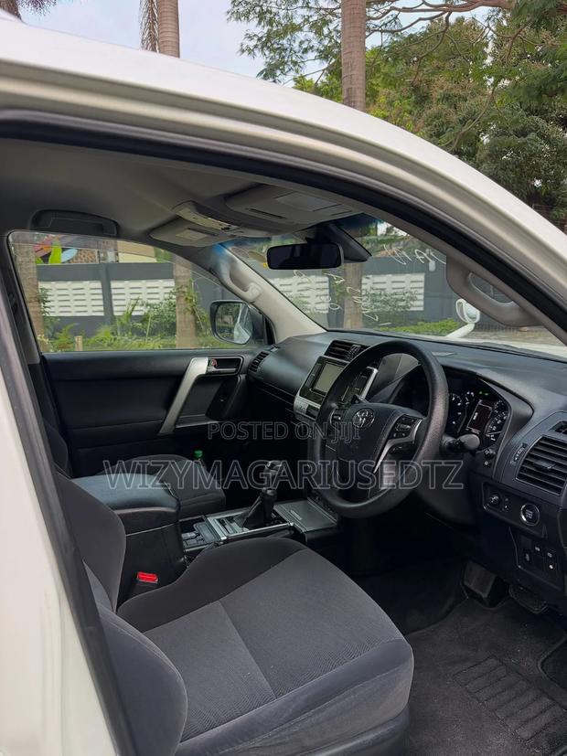 Toyota Land Cruiser Prado 2020 White