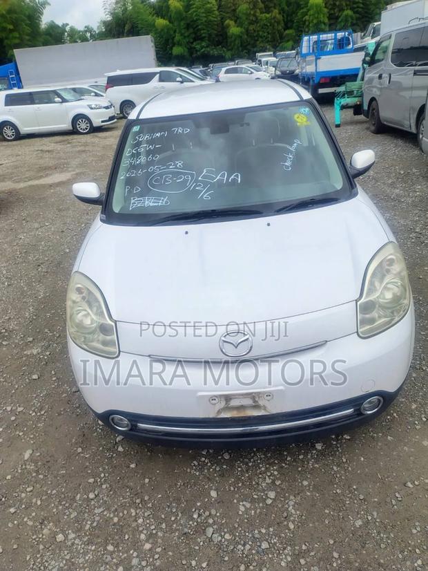 Mazda Verisa 2011 White