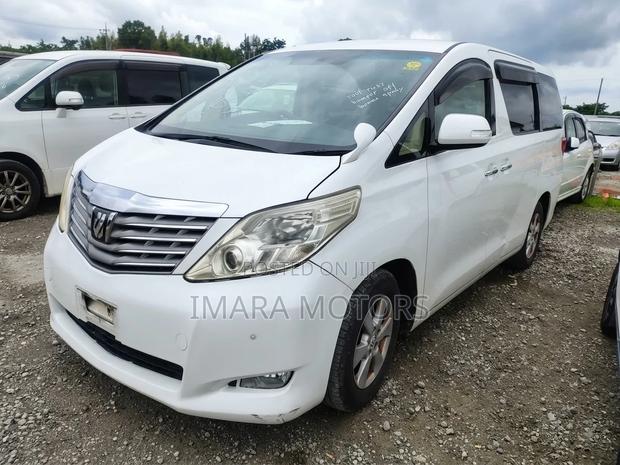 Toyota Alphard 2010 White