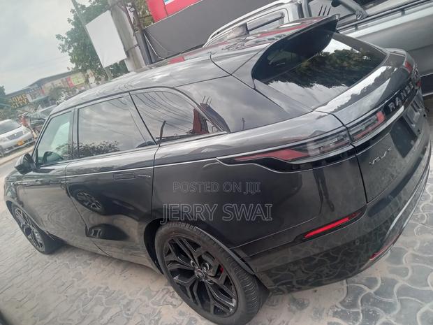Land Rover Range Rover Velar 2023 Black