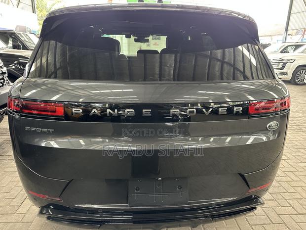 Land Rover Range Rover Sport 2022 Gray