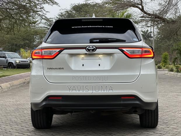 Toyota Harrier 2018 White