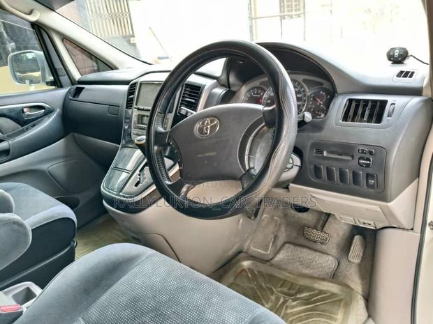 Toyota Alphard 2006 White
