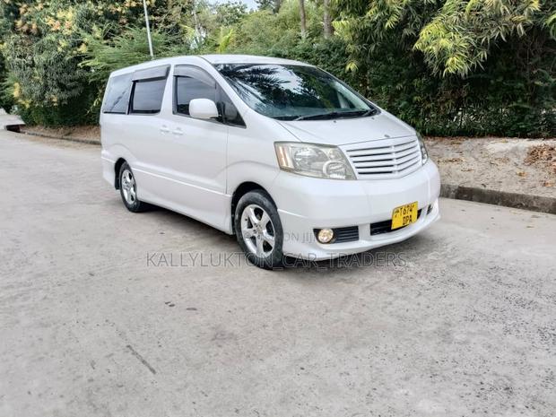 Toyota Alphard 2006 White