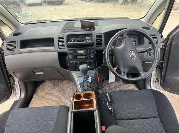 Toyota RAV4 2020 White