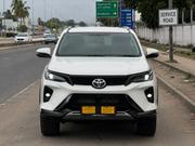 Toyota Fortuner 2024 White for sale
