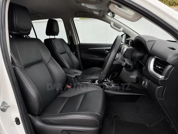 Toyota Fortuner 2024 White