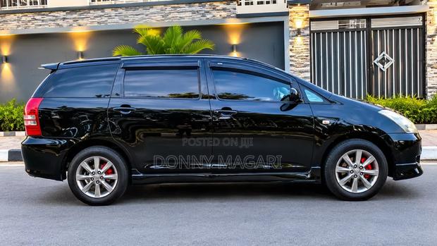 Toyota Wish 2006 Black
