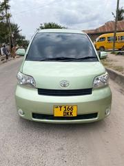 Toyota Porte 1.3 FWD 2005 Green for sale