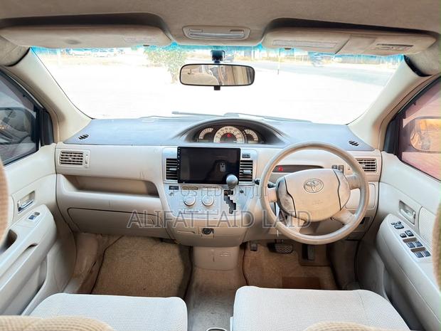 Toyota Raum 1.5 AWD 2004 Blue