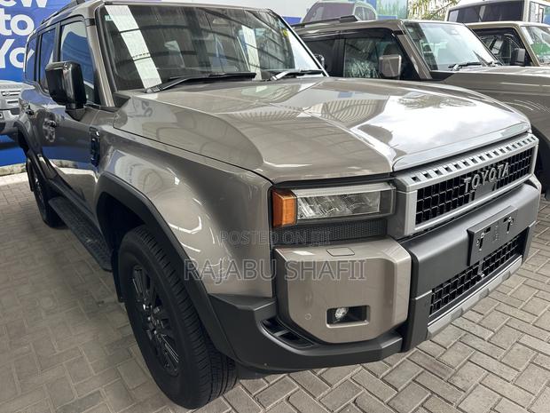Toyota Land Cruiser Prado 2.7 2024