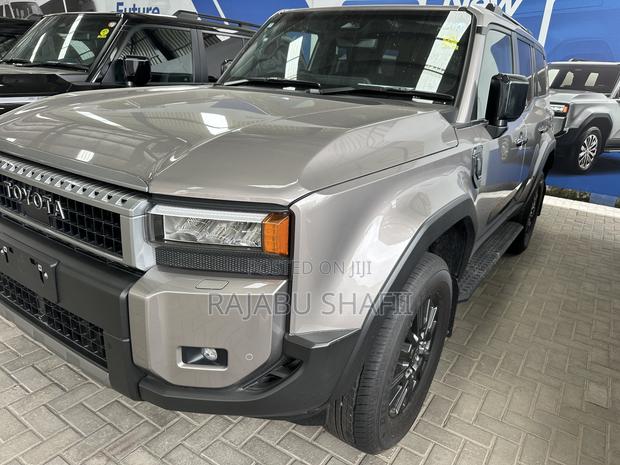 Toyota Land Cruiser Prado 2.7 2024